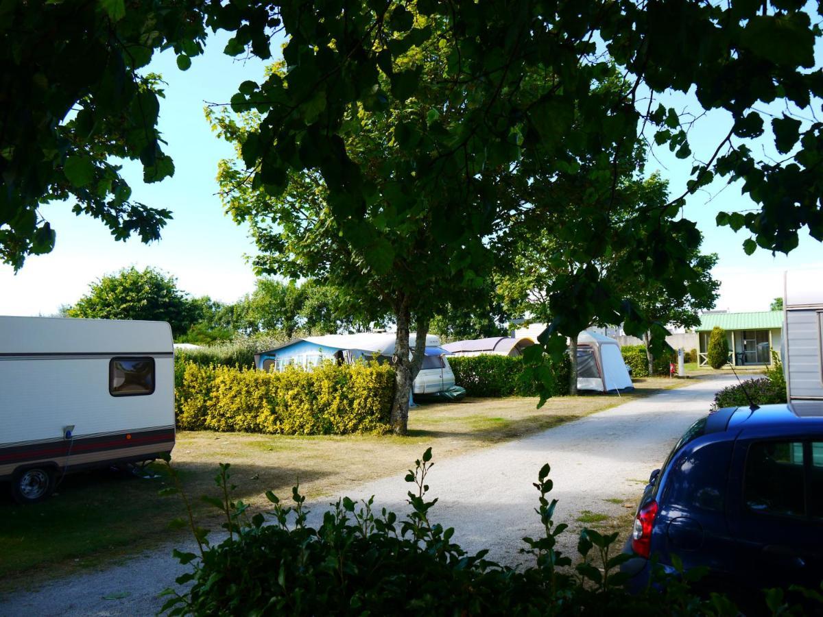 Camping La Corniche Plozevet Экстерьер фото